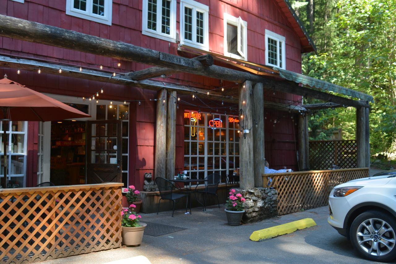Copper Creek Inn Ashford Exterior photo
